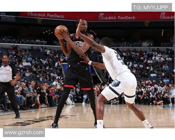 休斯顿火箭豪取五连胜！申京全能准三双，霍勒迪末节爆发获乌度卡盛赞
